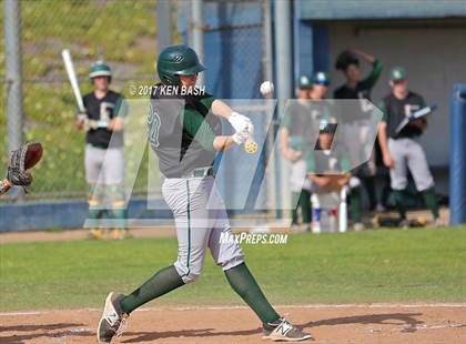 Thumbnail 3 in Royal @ Camarillo photogallery.