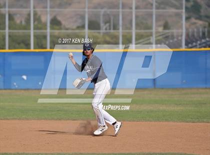Thumbnail 3 in Royal @ Camarillo photogallery.