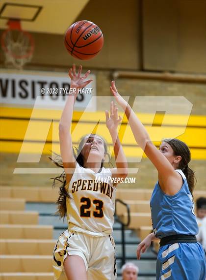 Thumbnail 3 in Perry Meridian @ Speedway photogallery.