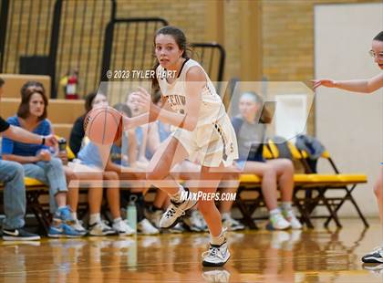Thumbnail 2 in Perry Meridian @ Speedway photogallery.