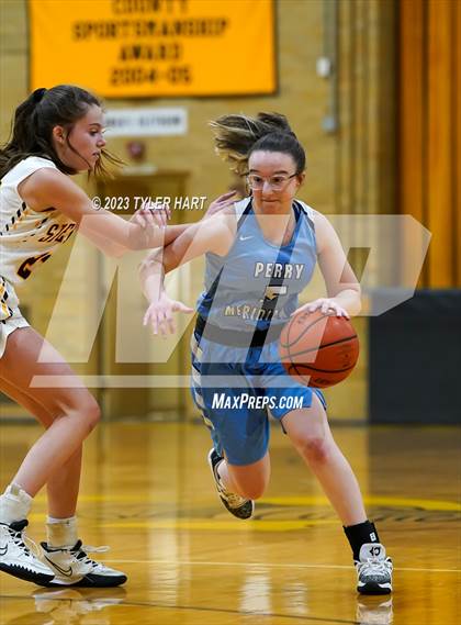 Thumbnail 3 in Perry Meridian @ Speedway photogallery.