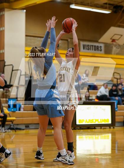 Thumbnail 2 in Perry Meridian @ Speedway photogallery.