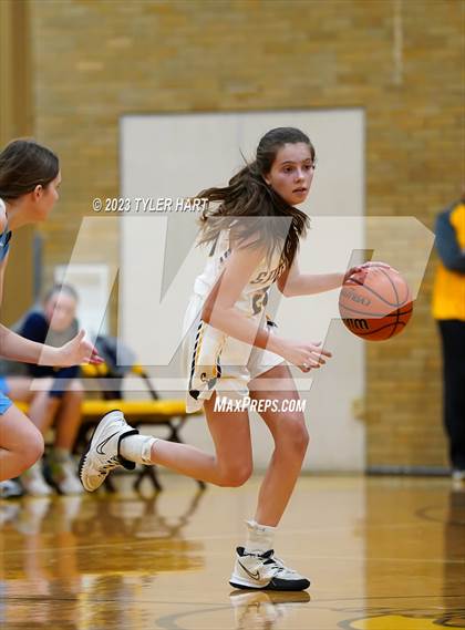 Thumbnail 3 in Perry Meridian @ Speedway photogallery.
