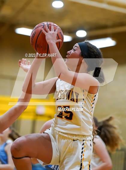 Thumbnail 1 in Perry Meridian @ Speedway photogallery.