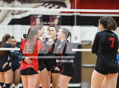 Thumbnail 3 in Bishop Montgomery vs. Murrieta Valley (CIF D2 Quarterfinal) photogallery.