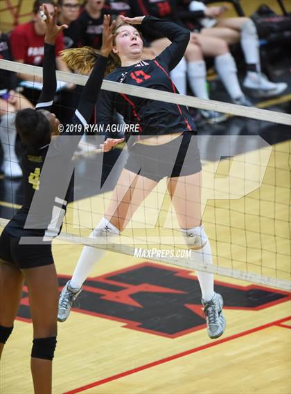 Thumbnail 1 in Bishop Montgomery vs. Murrieta Valley (CIF D2 Quarterfinal) photogallery.