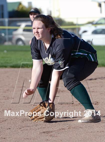Thumbnail 1 in Casa Grande @ Petaluma photogallery.