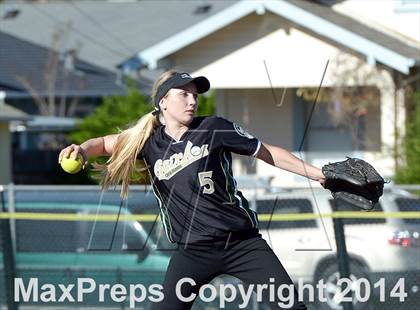 Thumbnail 1 in Casa Grande @ Petaluma photogallery.