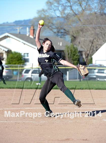Thumbnail 2 in Casa Grande @ Petaluma photogallery.