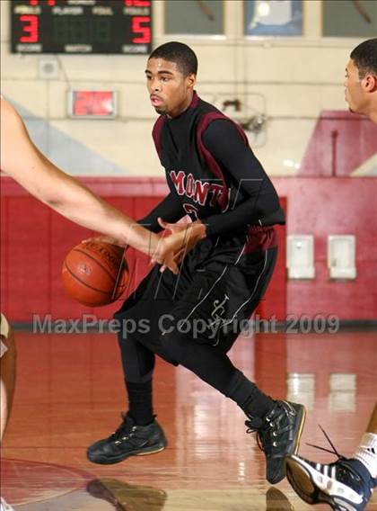Thumbnail 3 in Chino Hills vs. Fremont (Covina Christmas Classic) photogallery.