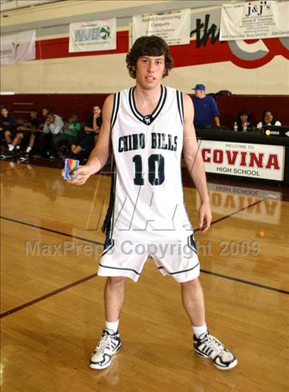 Thumbnail 3 in Chino Hills vs. Fremont (Covina Christmas Classic) photogallery.