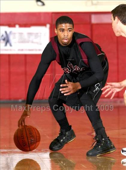 Thumbnail 2 in Chino Hills vs. Fremont (Covina Christmas Classic) photogallery.