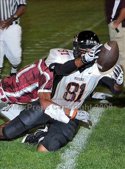 Thumbnail 2 in West Campus vs. Foothill photogallery.