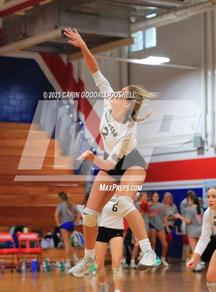 Thumbnail 1 in Croatan @ West Carteret photogallery.
