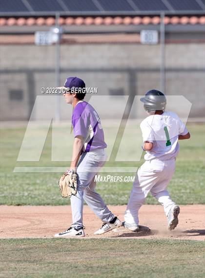 Thumbnail 1 in Ridgeview vs Highland (Stockdale Tournament) photogallery.