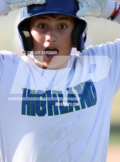 Thumbnail 1 in Ridgeview vs Highland (Stockdale Tournament) photogallery.