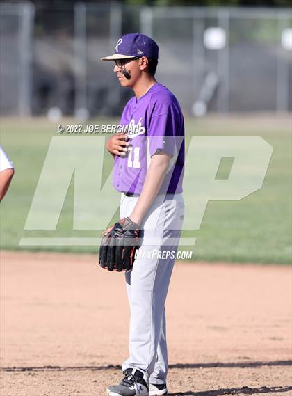 Thumbnail 3 in Ridgeview vs Highland (Stockdale Tournament) photogallery.