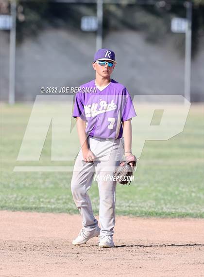 Thumbnail 2 in Ridgeview vs Highland (Stockdale Tournament) photogallery.