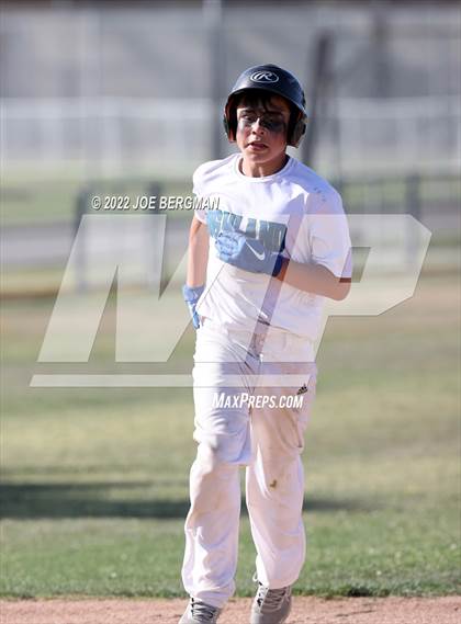 Thumbnail 1 in Ridgeview vs Highland (Stockdale Tournament) photogallery.