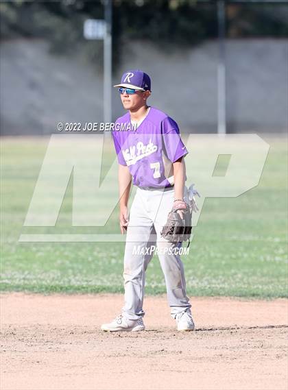 Thumbnail 2 in Ridgeview vs Highland (Stockdale Tournament) photogallery.
