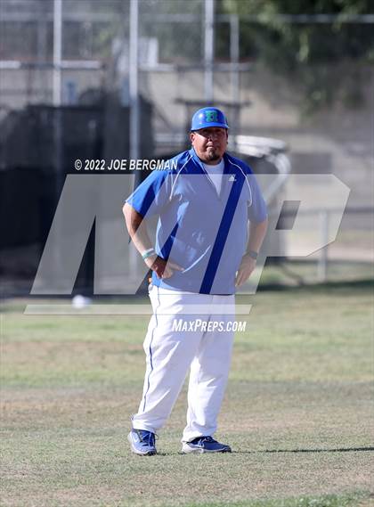 Thumbnail 1 in Ridgeview vs Highland (Stockdale Tournament) photogallery.