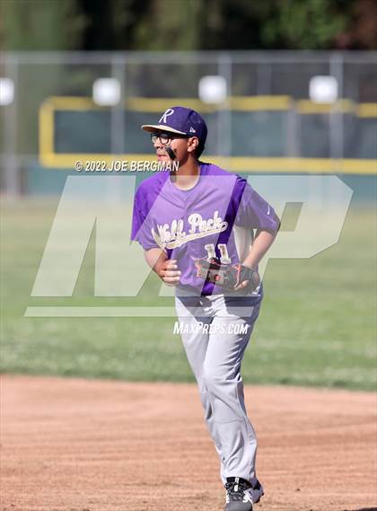Thumbnail 3 in Ridgeview vs Highland (Stockdale Tournament) photogallery.