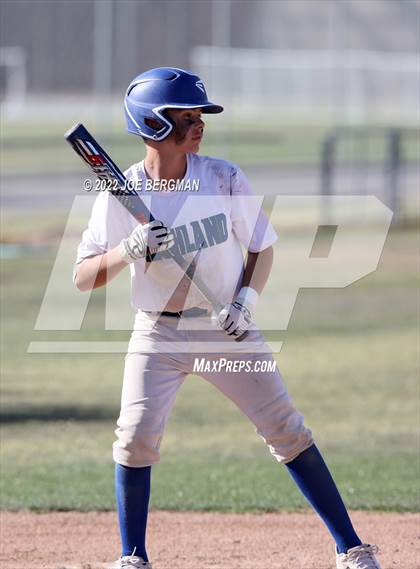 Thumbnail 2 in Ridgeview vs Highland (Stockdale Tournament) photogallery.