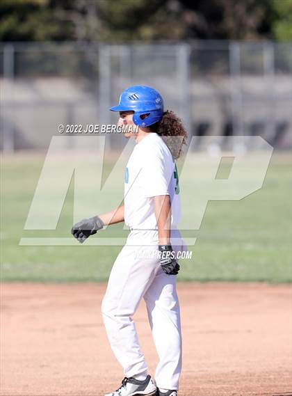 Thumbnail 2 in Ridgeview vs Highland (Stockdale Tournament) photogallery.