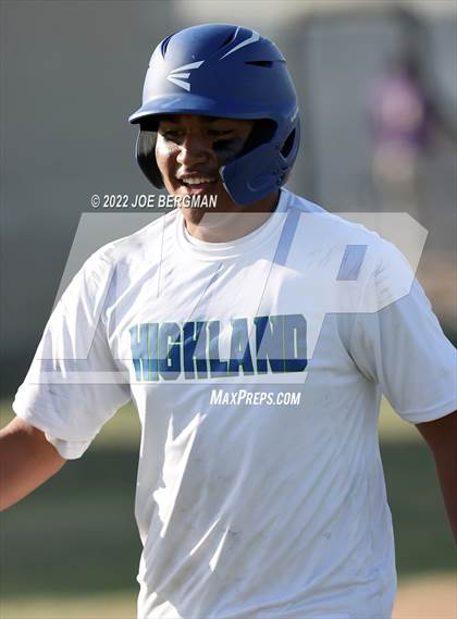 Thumbnail 1 in Ridgeview vs Highland (Stockdale Tournament) photogallery.