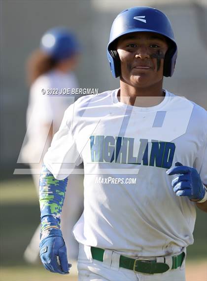 Thumbnail 2 in Ridgeview vs Highland (Stockdale Tournament) photogallery.