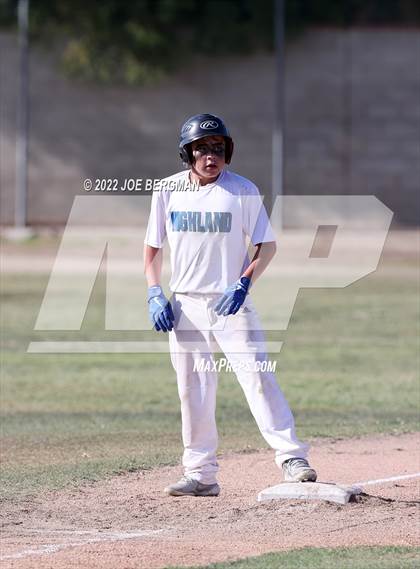 Thumbnail 3 in Ridgeview vs Highland (Stockdale Tournament) photogallery.
