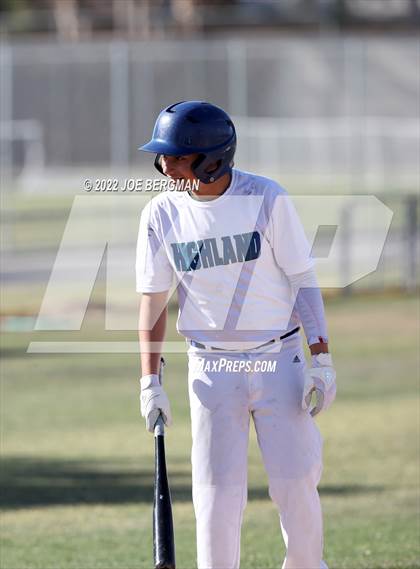 Thumbnail 2 in Ridgeview vs Highland (Stockdale Tournament) photogallery.