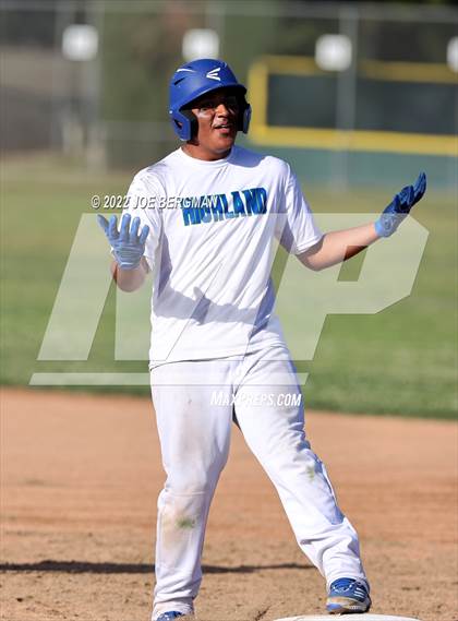 Thumbnail 2 in Ridgeview vs Highland (Stockdale Tournament) photogallery.