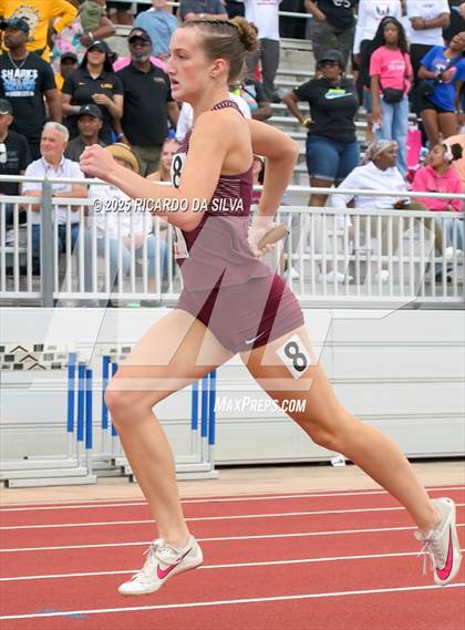 Thumbnail 1 in UIL 6A Track Region III Final photogallery.