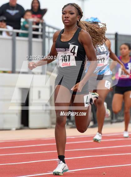 Thumbnail 2 in UIL 6A Track Region III Final photogallery.