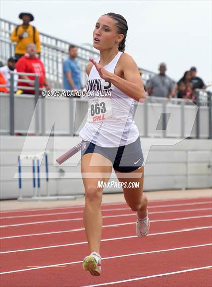 Thumbnail 2 in UIL 6A Track Region III Final photogallery.