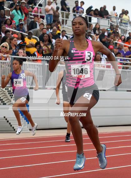 Thumbnail 1 in UIL 6A Track Region III Final photogallery.
