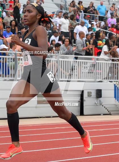 Thumbnail 1 in UIL 6A Track Region III Final photogallery.