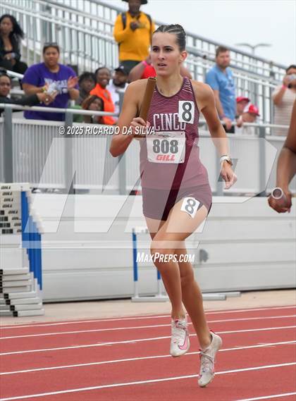 Thumbnail 1 in UIL 6A Track Region III Final photogallery.