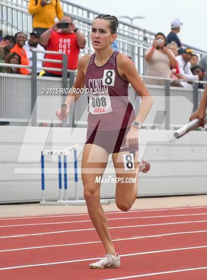 Thumbnail 3 in UIL 6A Track Region III Final photogallery.
