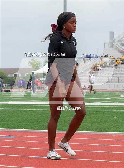 Thumbnail 1 in UIL 6A Track Region III Final photogallery.