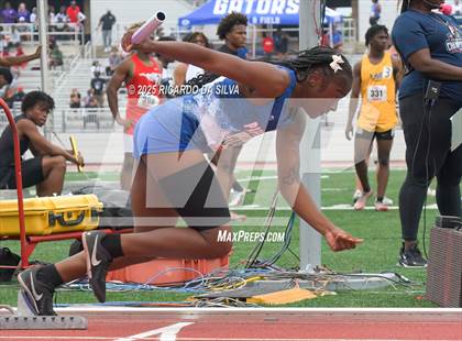 Thumbnail 2 in UIL 6A Track Region III Final photogallery.