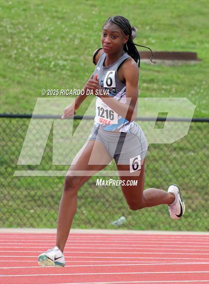 Thumbnail 2 in UIL 6A Track Region III Final photogallery.