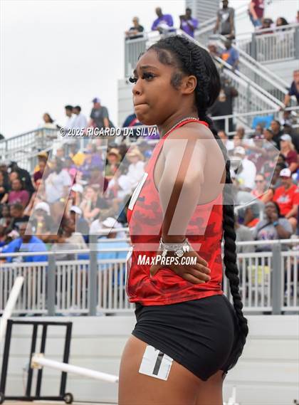 Thumbnail 3 in UIL 6A Track Region III Final photogallery.