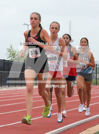 Thumbnail 2 in UIL 6A Track Region III Final photogallery.