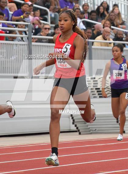 Thumbnail 3 in UIL 6A Track Region III Final photogallery.