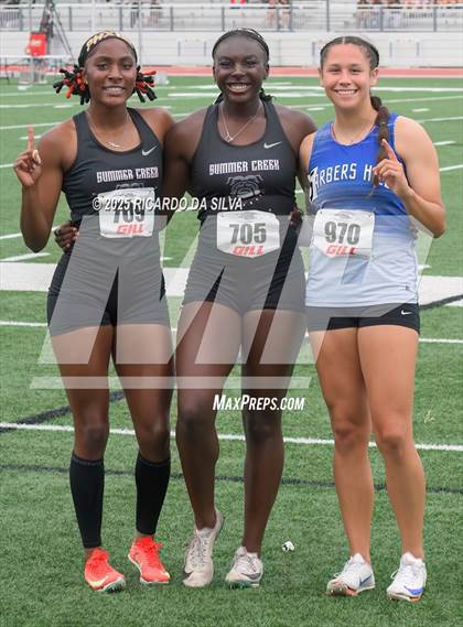 Thumbnail 2 in UIL 6A Track Region III Final photogallery.