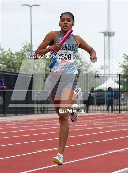 Thumbnail 3 in UIL 6A Track Region III Final photogallery.