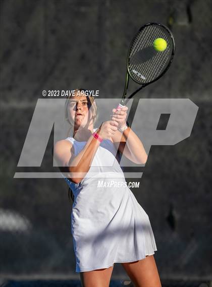 Thumbnail 3 in UHSAA 5A Semifinals photogallery.