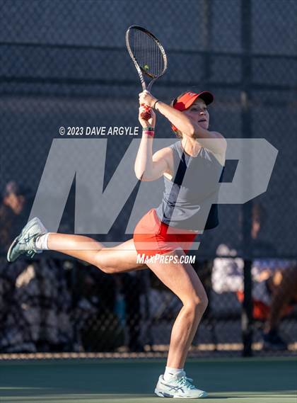 Thumbnail 3 in UHSAA 5A Semifinals photogallery.